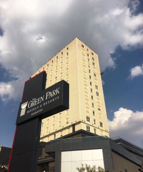 THE GREEN PARK HOTEL